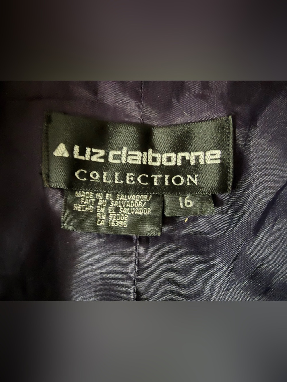 Liz Claiborne Collection Women's Burgundy Paisley Jacquard Vest - Picture 6 of 11